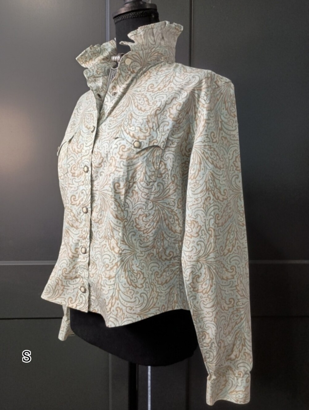 Upcycled Women's Western Ruffle Collar Shirt #R6